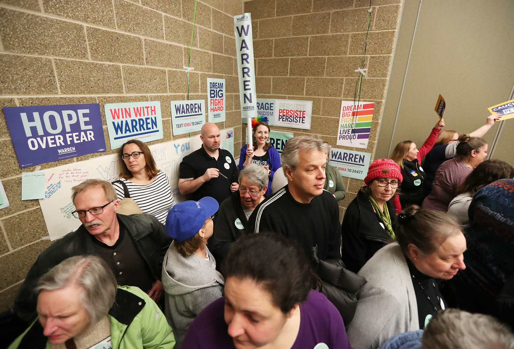 020420-ia-caucus-ks-012